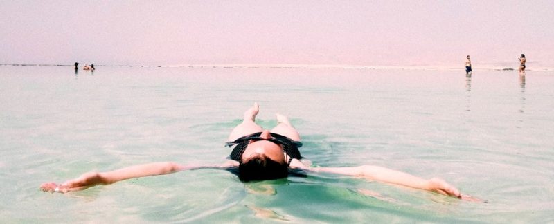 Kaynak: https://www.sciencealert.com/human-beings-are-susceptible-to-boiling-frog-phenomenon-climate-scientists-warn