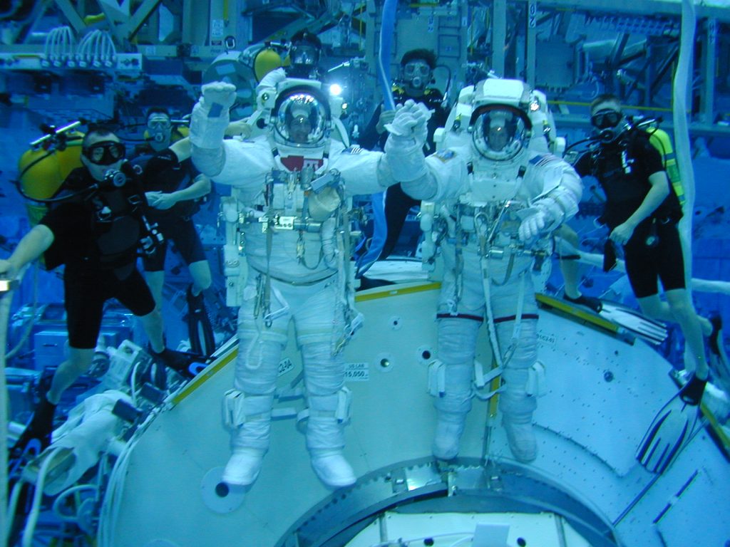 Astronot Olmak İsteyenlere Kısa Bir Yol Rehberi