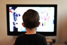 Neden Bazı Çocuklar Televizyon İzlemeyi Diğerlerinden Daha Çok Seviyor?